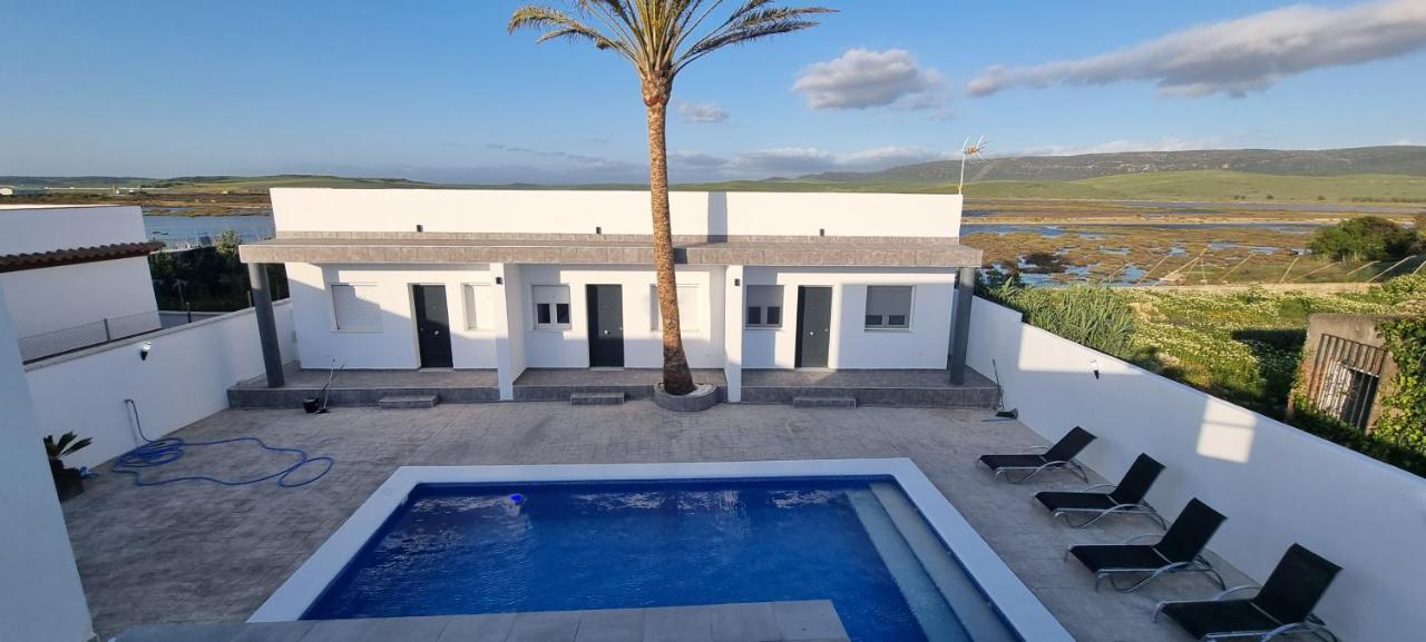 Apartamentos La Playa Barbate Extérieur photo