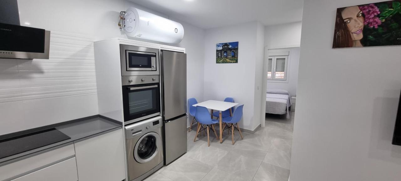 Apartamentos La Playa Barbate Extérieur photo