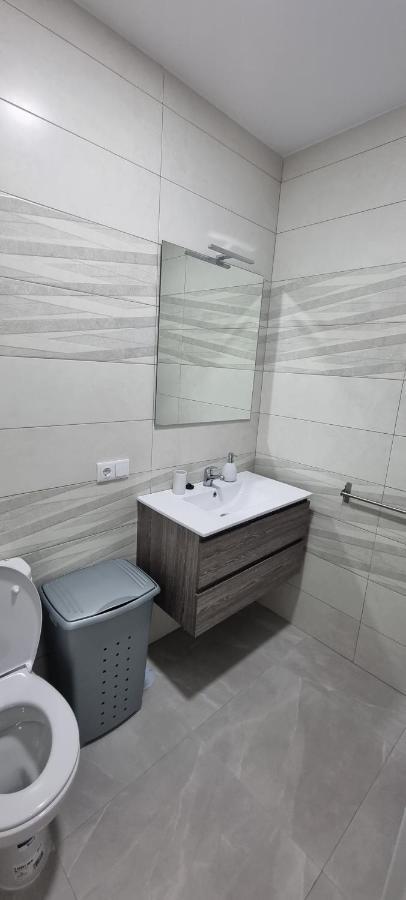 Apartamentos La Playa Barbate Extérieur photo